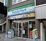 ファミリーマート 白金台三丁目店 241m