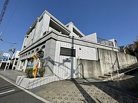 プレミール桃山台 301 ｜ 大阪府豊中市上新田３丁目（賃貸マンション2LDK・3階・76.39㎡） その1