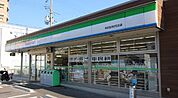 ファミリーマート　吹田五月が丘北店