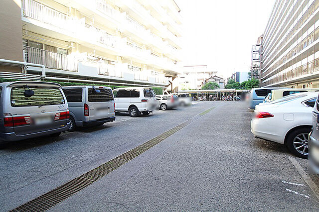 駐車場 マンション国領 1階/-