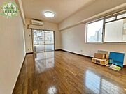 角部屋なので二面採光で明るい