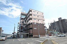 エムズサンシャイン  ｜ 岡山県岡山市南区福富中1丁目（賃貸マンション1LDK・2階・55.68㎡） その1