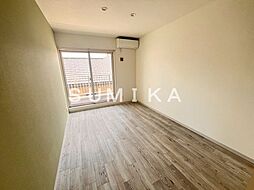 Ｂｌｕｅ．Ｒｅｓｉｄｅｎｃｅ浜 3階1Kのリビング/ダイニング