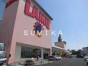 ラ・ムータウン岡山中央店 2354m