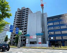 岡山県岡山市北区富田町2丁目（賃貸マンション1LDK・13階・36.72㎡） その1