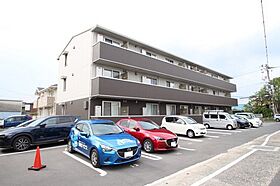 ヴィクトワール  ｜ 岡山県岡山市南区福田（賃貸アパート1LDK・1階・40.01㎡） その1