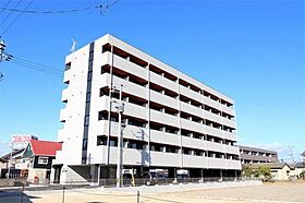 Vent vert  ｜ 岡山県岡山市南区西市（賃貸マンション1K・4階・27.01㎡） その1