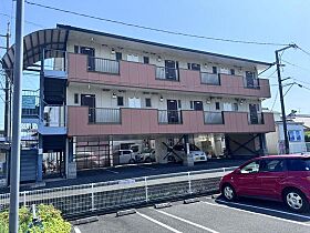 グランディ西崎  ｜ 岡山県岡山市北区西崎1丁目（賃貸アパート1K・3階・21.80㎡） その1