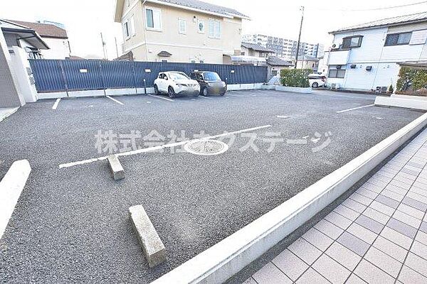 画像28:駐車場