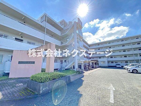 Bellevue壱番館 ｜神奈川県伊勢原市高森7丁目(賃貸マンション3LDK・1階・58.23㎡)の写真 その1