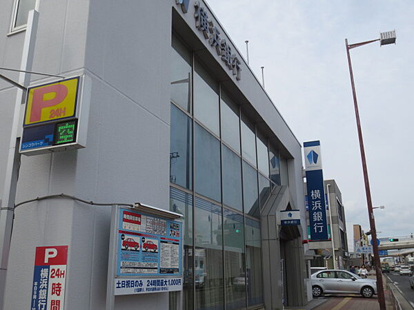 画像18:【銀行】横浜銀行 愛甲石田支店まで437ｍ