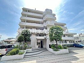 アルト厚木  ｜ 神奈川県海老名市中新田3丁目（賃貸マンション3LDK・1階・61.60㎡） その1