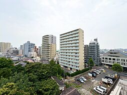 陽当たり・通風・開放感に恵まれた環境です。