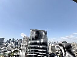 陽当たり・通風・開放感に恵まれた環境です。