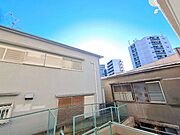 陽当たり・通風・開放感に恵まれた環境です。