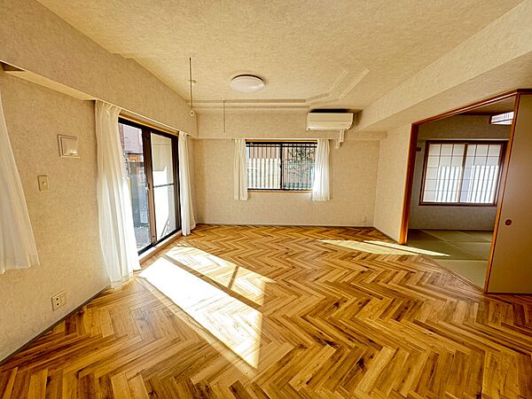 室内