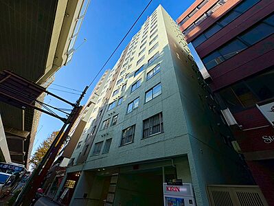 外観：飽きのこないシンプルモダンな外観です。