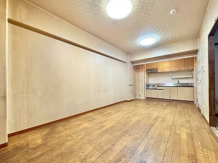 伸びやかな空間のなかで、ゆったりとしたひとときを過ごせます。