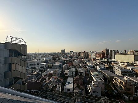 眺望や窓からの景色が良いと、家で過ごす時間も快適です。