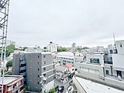 眺望や窓からの景色が良いと、家で過ごす時間も快適です。