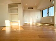 充実した生活は伸びやかな居室空間から始まります。