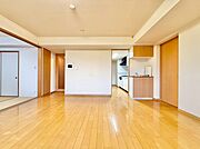 充実した生活は伸びやかな居室空間から始まります。