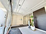 館内は静寂な中が保たれており、管理が行き届いている印象を受けました。