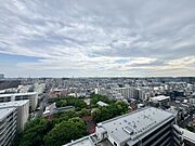 眺望や窓からの景色が良いと、家で過ごす時間も快適です。