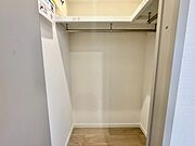 収納スペースが付いていて、お部屋を広く使っていただけます。