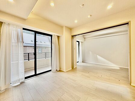 通風・採光に優れ、心地よい光と風が溢れています。