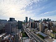 陽当たり・通風・開放感に恵まれた環境です。