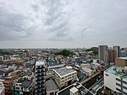 眺望や窓からの景色が良いと、家で過ごす時間も快適です。