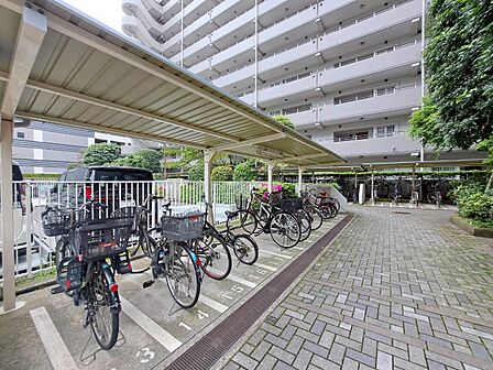 駐輪場も綺麗に整頓されています。※空き状況は都度ご確認下さい。