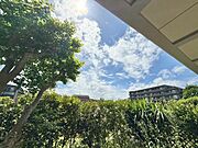 眺望や窓からの景色が良いと、家で過ごす時間も快適です。
