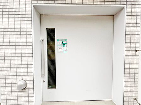 ゴミ置場。綺麗に管理されております。