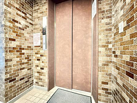 エレベーター完備のため荷物が多くなっても安心。