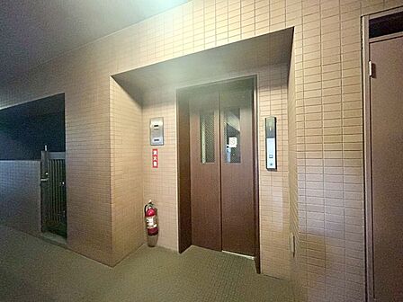 エレベーター完備のため荷物が多くなっても安心。