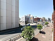 眺望や窓からの景色が良いと、家で過ごす時間も快適です。