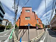 忙しく過ぎゆく日常を置き去るほど、ゆったりした時間が流れる住環境。
