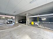 駐車スペースが嬉しいですね。※空き状況は都度ご確認下さい。