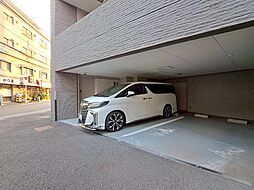 駐車スペースが嬉しいですね。※空き状況は都度ご確認下さい。