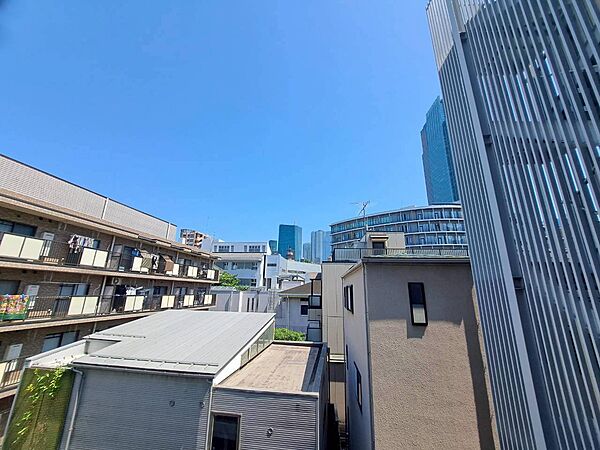 バルコニーを拡大表示
