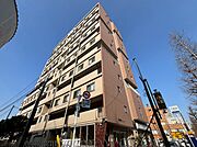 飽きのこないシンプルモダンな外観です。