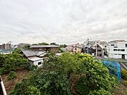 眺望や窓からの景色が良いと、家で過ごす時間も快適です。