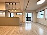 室内：充実した生活は伸びやかな居室空間から始まります。