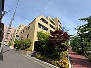 忙しく過ぎゆく日常を置き去るほど、ゆったりした時間が流れる住環境。