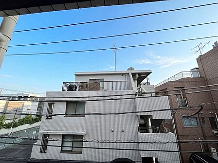 眺望や窓からの景色が良いと、家で過ごす時間も快適です。
