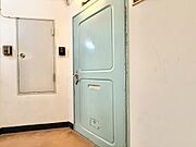 清潔感のある落ち着いた雰囲気の玄関です。