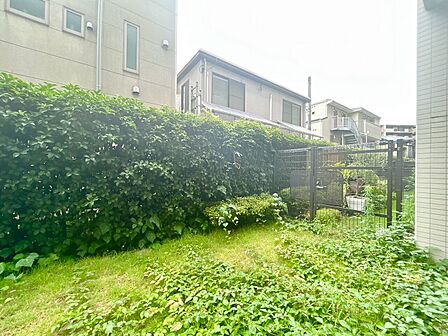 眺望や窓からの景色が良いと、家で過ごす時間も快適です。