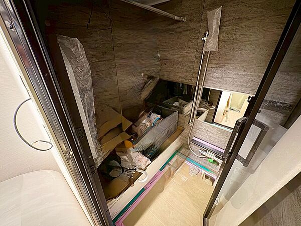 浴室を拡大表示